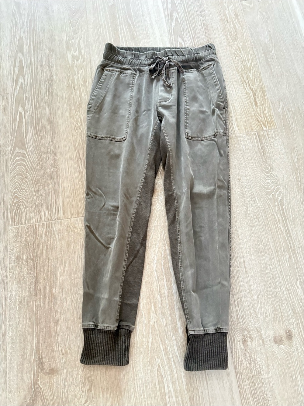 Like new! James Perse Contrast Sweatpants Drawstring Joggers, Sz 1